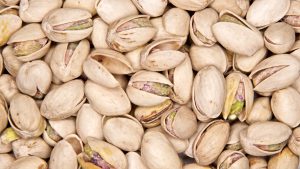 آجیل شب یلدا: ترکیب سنتی و خواص هر یک